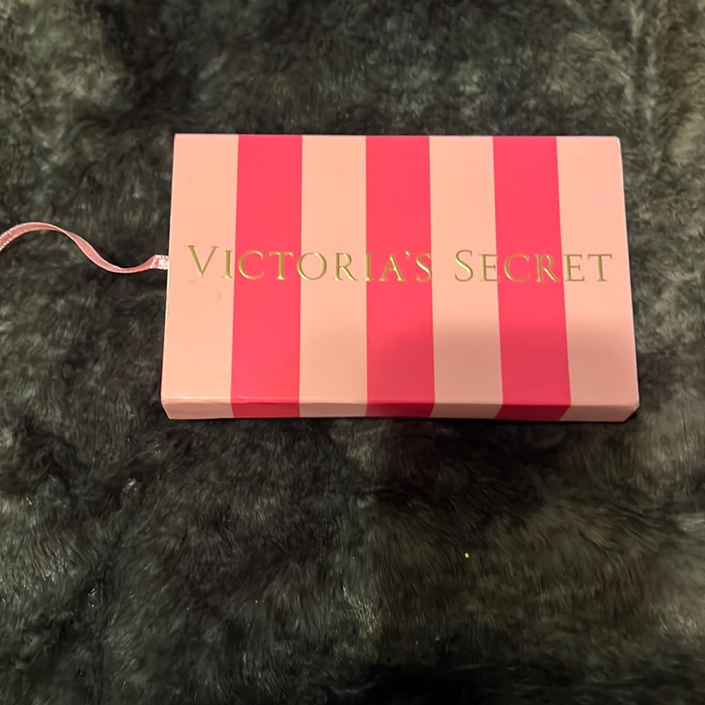Victoria Secret Gift Card Case